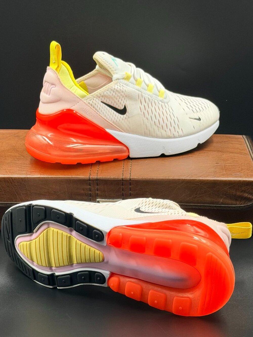 Nike Wmns Air Max 270 'Spring Multi-Color' - Picture 5 of 11